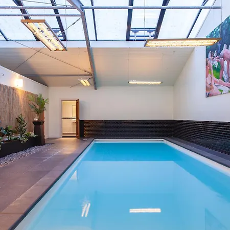 10p 4b With Pool And Sauna In * Spijkerboor