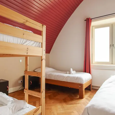 Vila 10p 4b With Pool And Sauna In