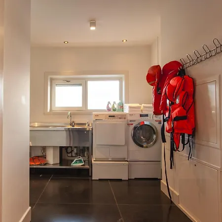 10p 4b Luxe With Pool And Sauna In * Spijkerboor